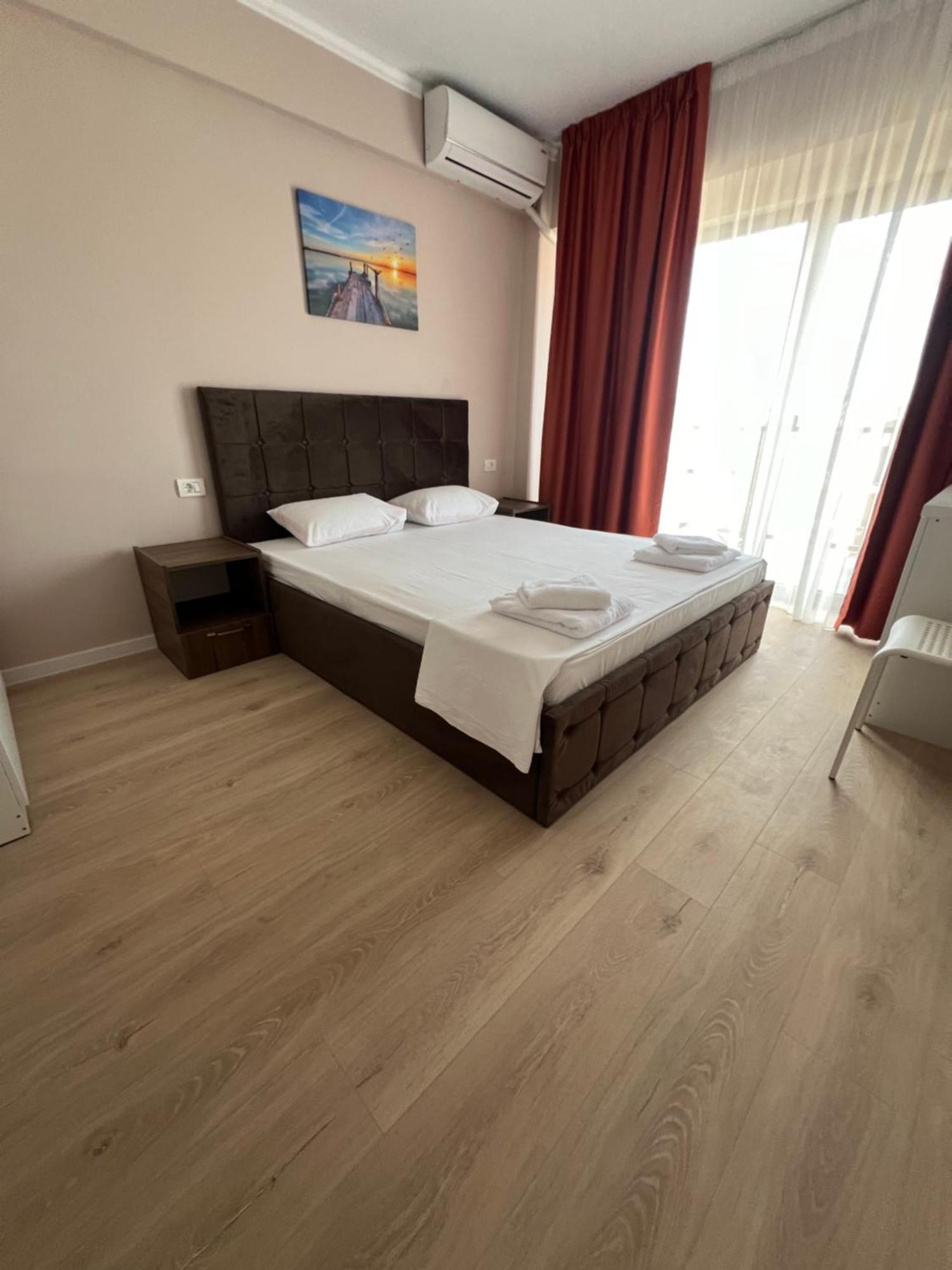 Pensiunea Riviera Костинещи Екстериор снимка