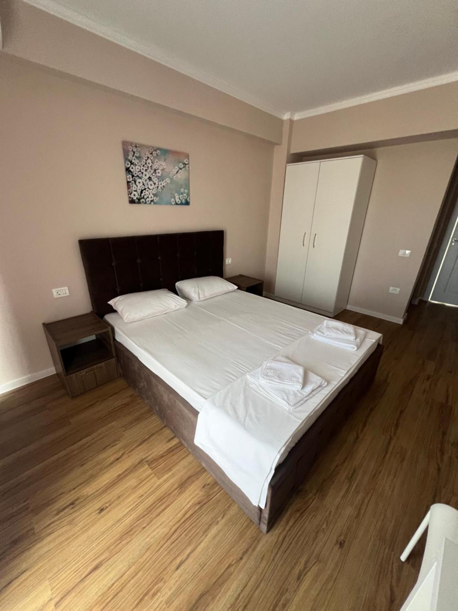 Pensiunea Riviera Костинещи Екстериор снимка